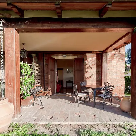 House Borgo Badia ファームステイ