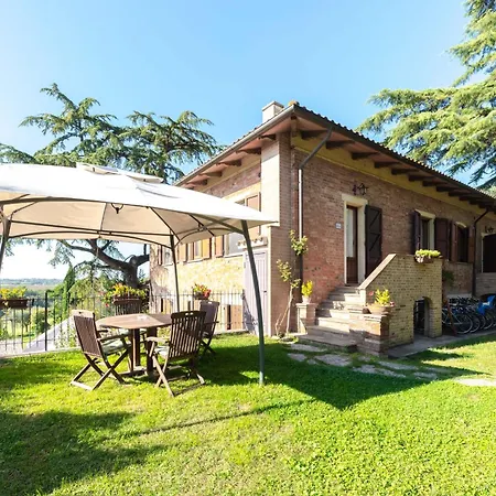 House Borgo Badia Кастильоне-дель-Лаго